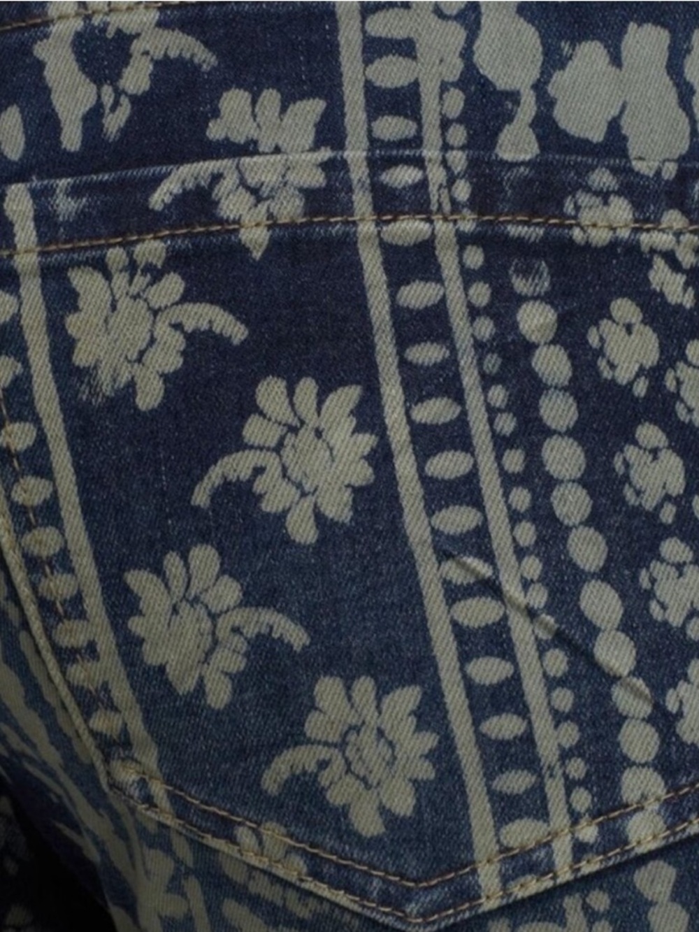Free People Mantra Bali Print Indigo Flare Jeans 26 - Picture 6 of 12